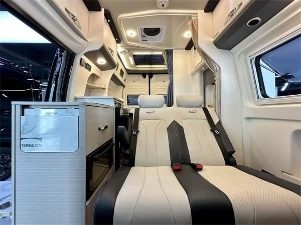 瑞弗启界 R500:旅居新宠,自由探险家