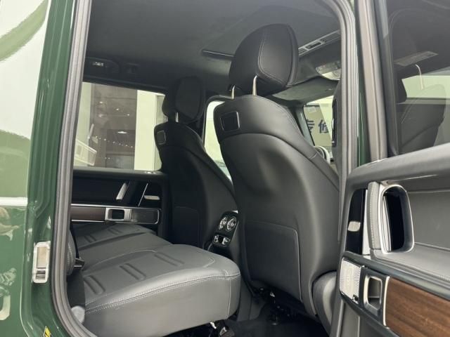 沉浸式体验祖母绿奔驰G500 4X4²为何畅销全球唯独国内未引进