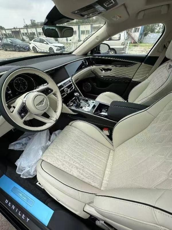 24款欧规宾利飞驰雅度版 展位现车直销价批发售全国