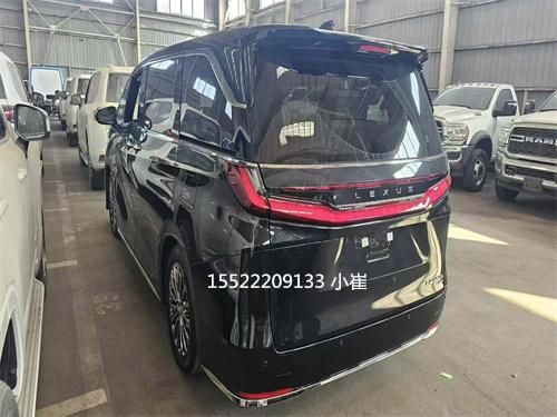 25款雷克萨斯LM350h四座2.5油电混合分期首付60万落地