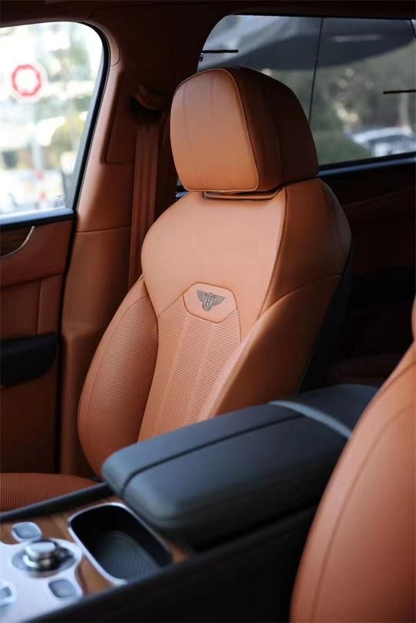 中规宾利添越全国唯一一台四座标轴版 特价现车