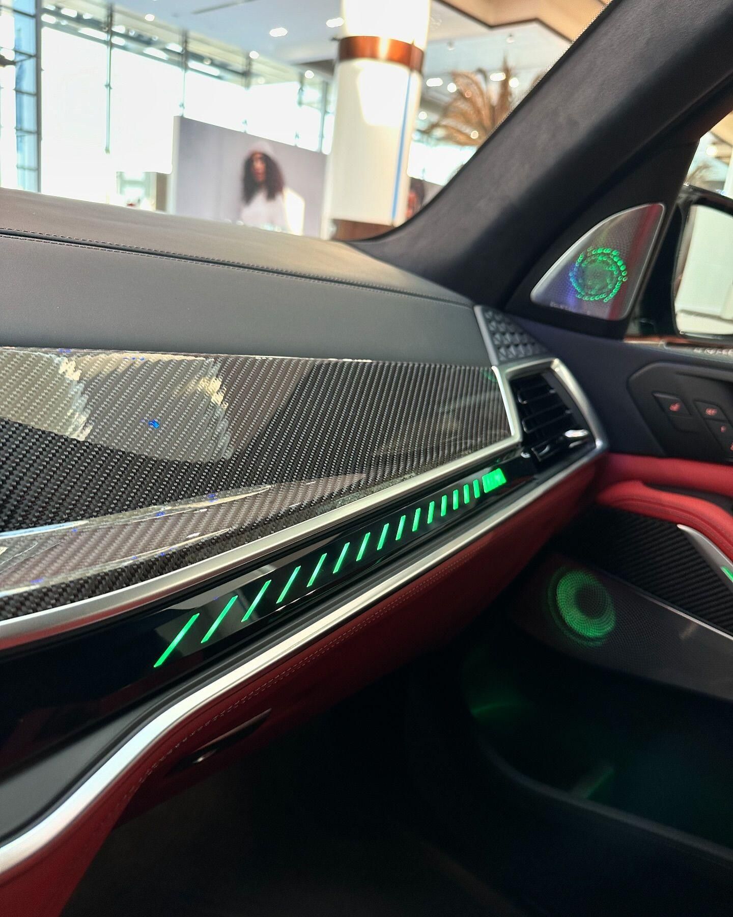 2024款宝马X5 M 豪华SUV新标杆 动力与操控的终极演绎 144.89万起