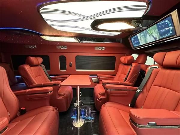 丰田大海狮 9 座版：畅享舒适与实用的出行利器