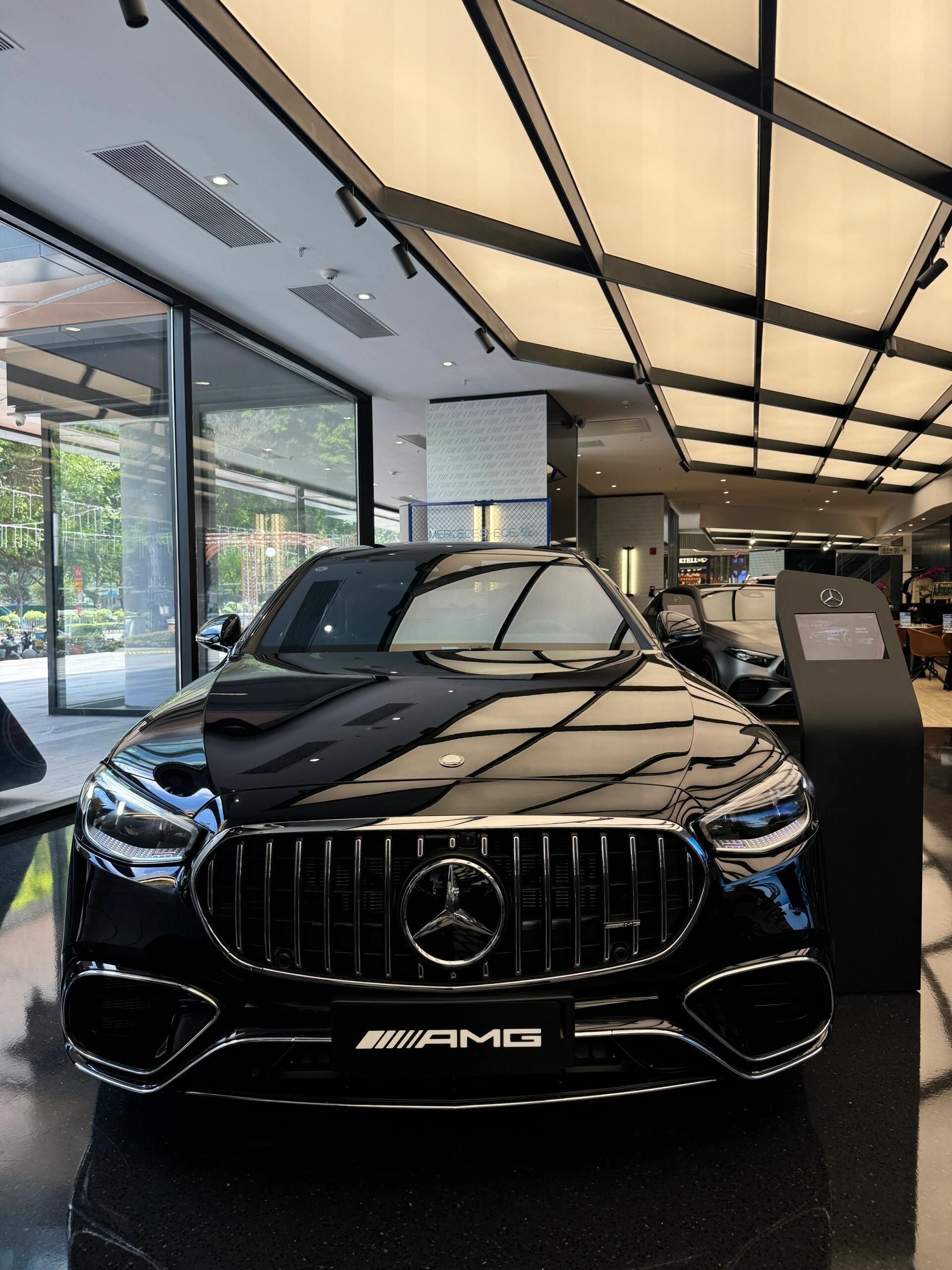 2024 款奔驰 S63 来袭 奢华与性能的终极碰撞 谁能抵挡？