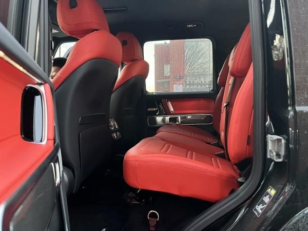 2025款奔驰G550 AMG 4.0T V8 加版平行进口最新报价及配置