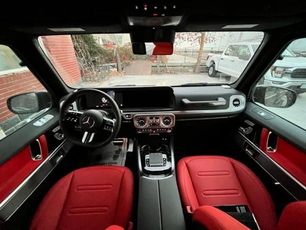 2025款奔驰G550 AMG 4.0T V8 加版平行进口最新报价及配置