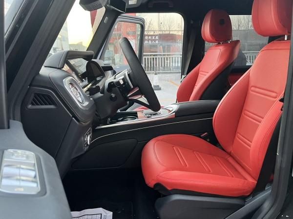 2025款奔驰G550 AMG 4.0T V8 加版平行进口最新报价及配置