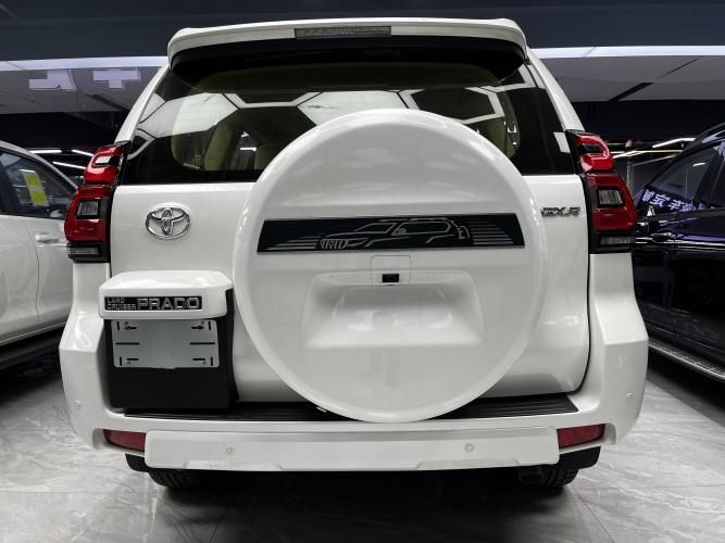 2023款霸道4000 GXR 白/米天津现车最新报价61.8万