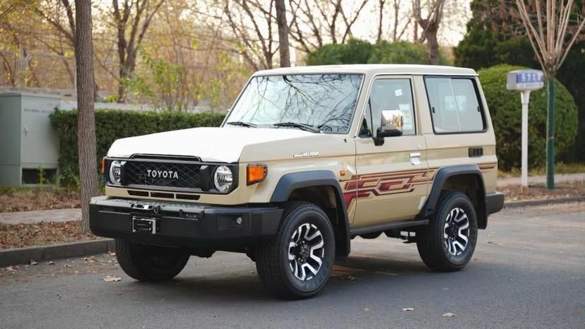 2024款中东版丰田酷路泽LC71 2.8T柴油 自动 最新报价配置解析