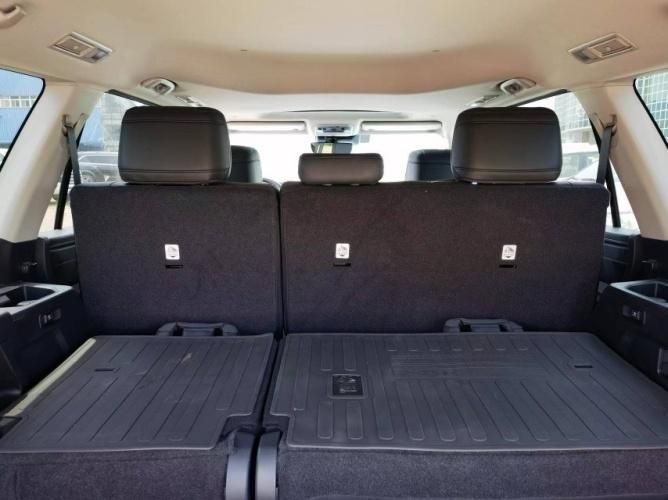 2024款美版丰田红杉3.5T 混动 SR5白/黑天津现车报价88万谈