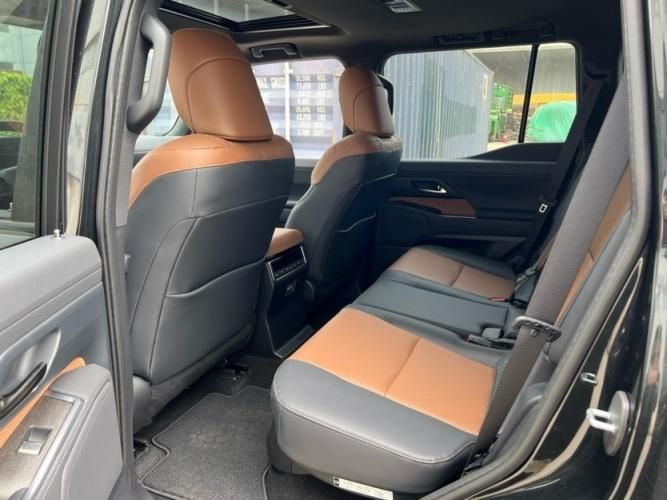 2024款美版雷克萨斯GX550 3.4T V6 七座 Premium+高级+黑/棕