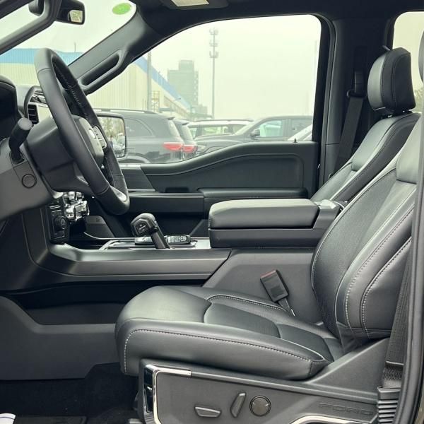 2024款福特F150 3.5T  Lariat 暗夜包版天津现车59.8万