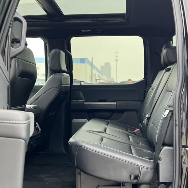 2024款福特F150 3.5T  Lariat 暗夜包版天津现车59.8万