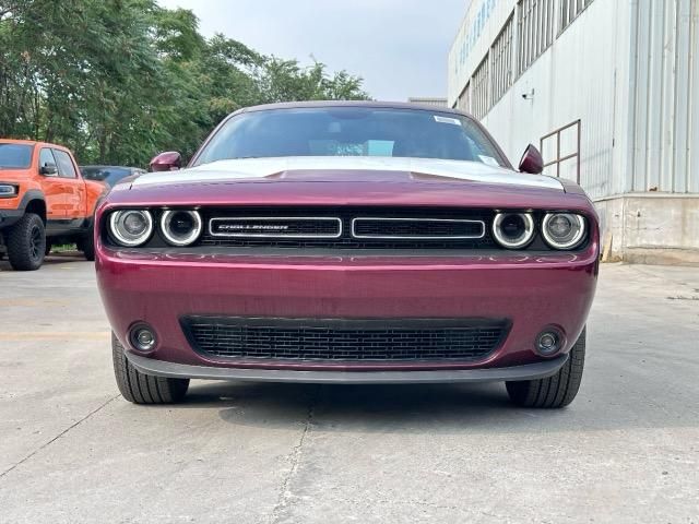 2023款加版道奇挑战者3.6 V8 SX 黑色灰色芒果橙酒红报价44.8万