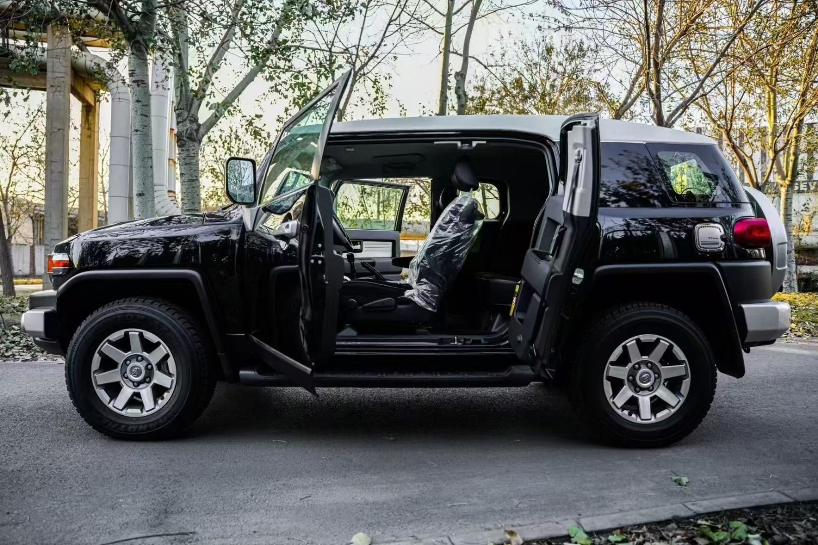 FJ 酷路泽  沙漠王子 金典复古SUV 