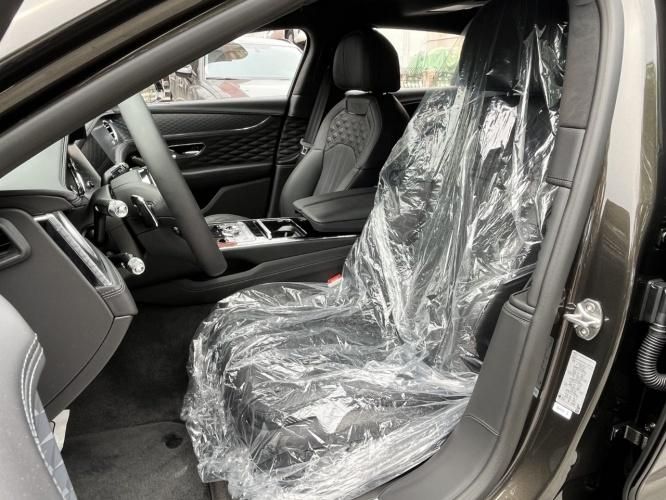 2024款欧版宾利飞驰 S 2.9T混动最新行情 配置解析