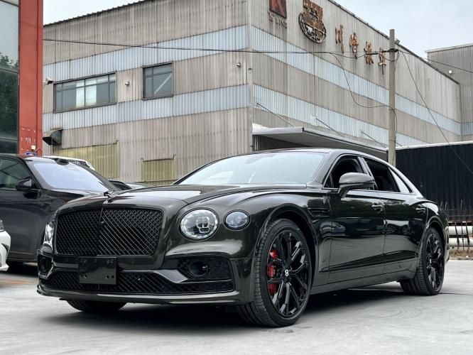 2024款欧版宾利飞驰 S 2.9T混动最新行情 配置解析