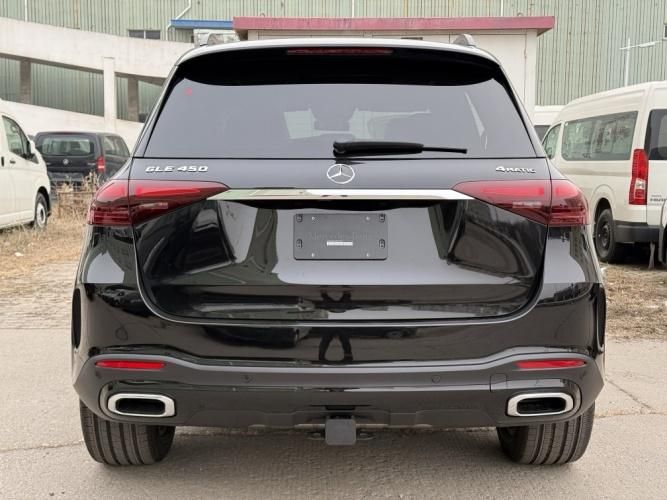 2025款加版奔驰GLE450 3.T L6 黑棕天津现车最新报价