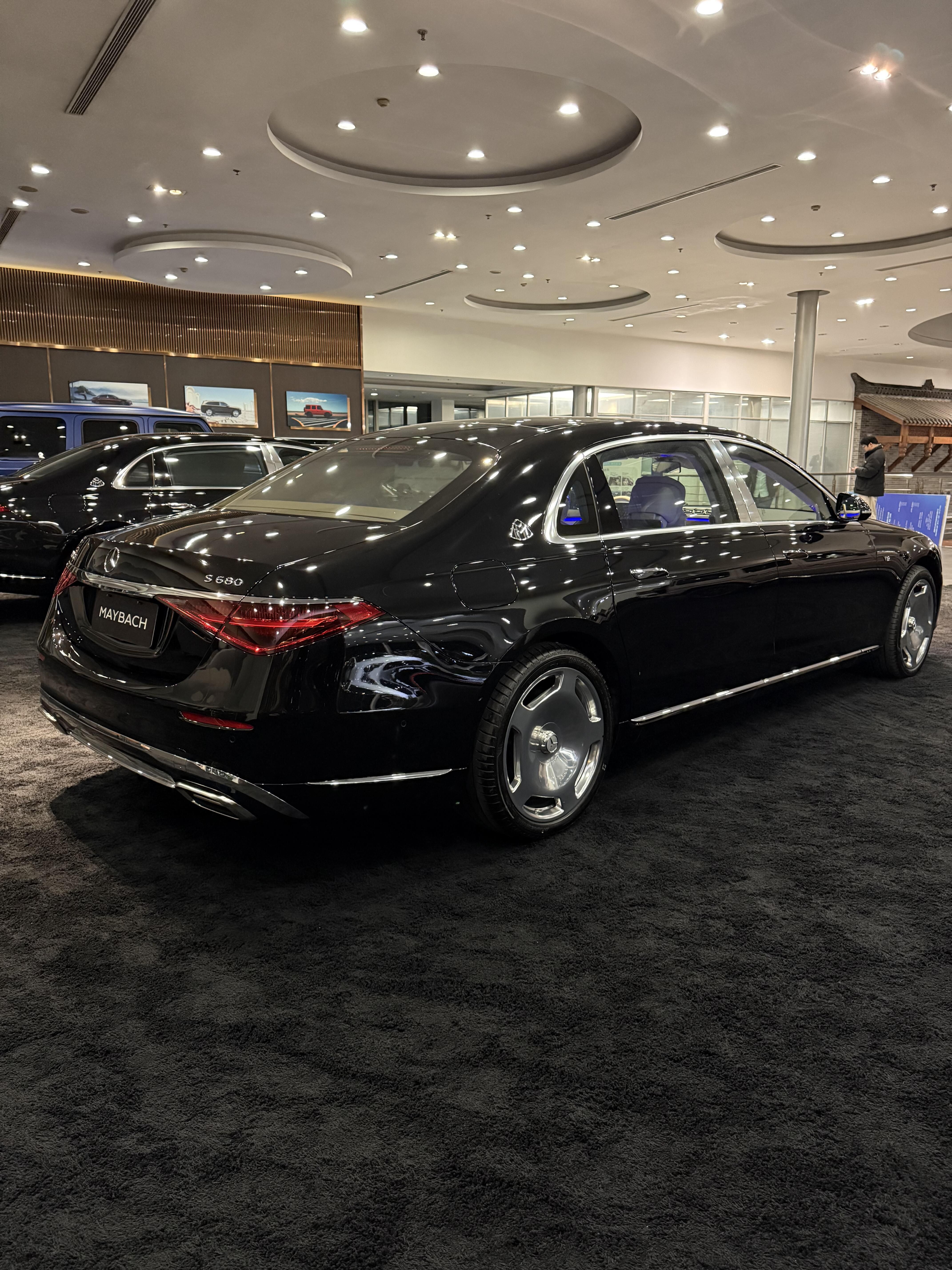 2025 款迈巴赫 S680 极致奢华的陆地座驾