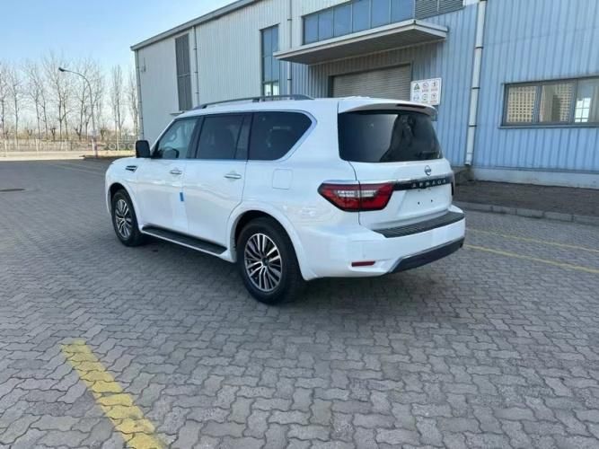 2023款尼桑 阿曼达5.6 V8 SL最新报价 配置解析售价70万起