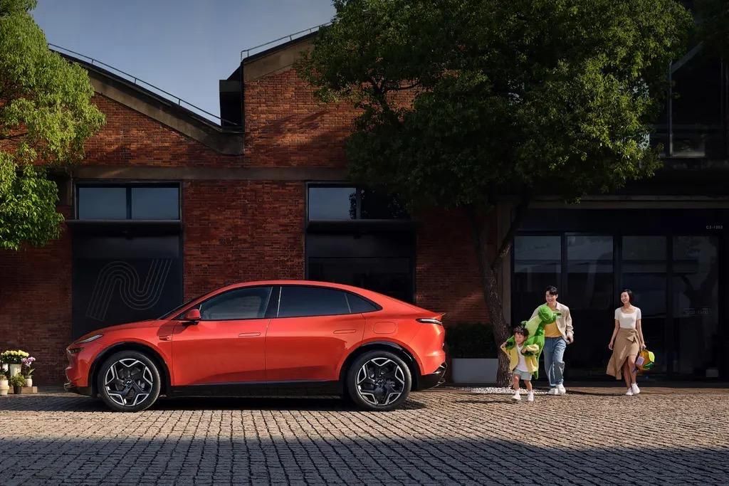 车企暖心服务大放送,护航春节出行