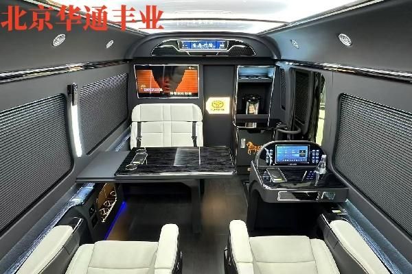 25年丰田考斯特12座报价丰田考斯特12座现车