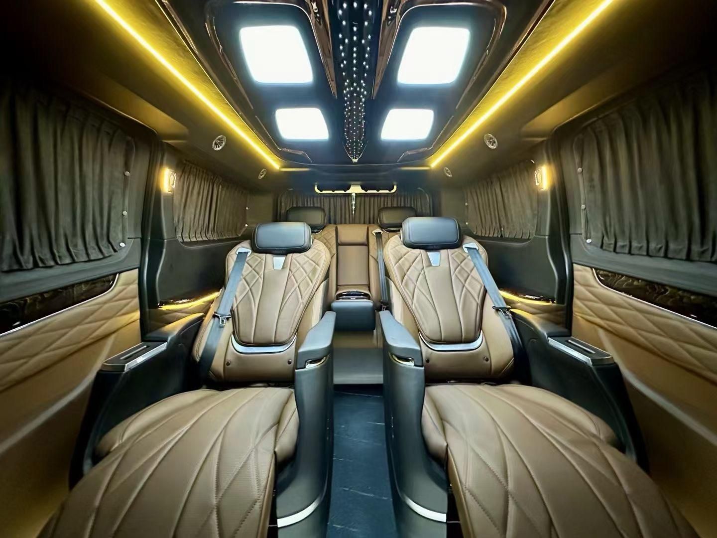 2025高性价比柴油MPV，福特黑武士