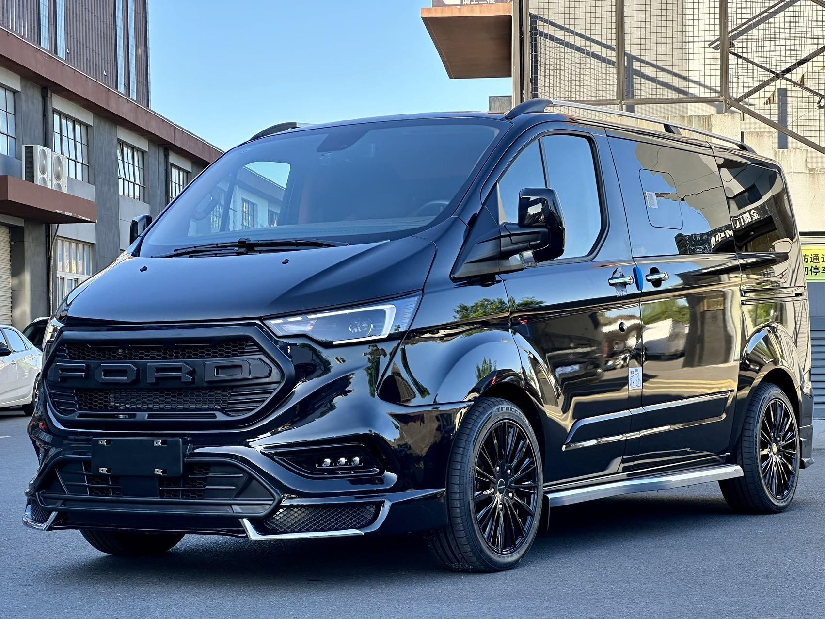 2025高性价比柴油MPV，福特黑武士