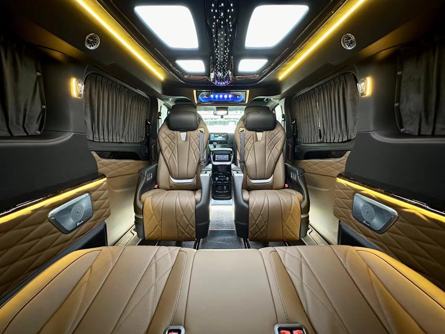 2025高性价比柴油MPV，福特黑武士