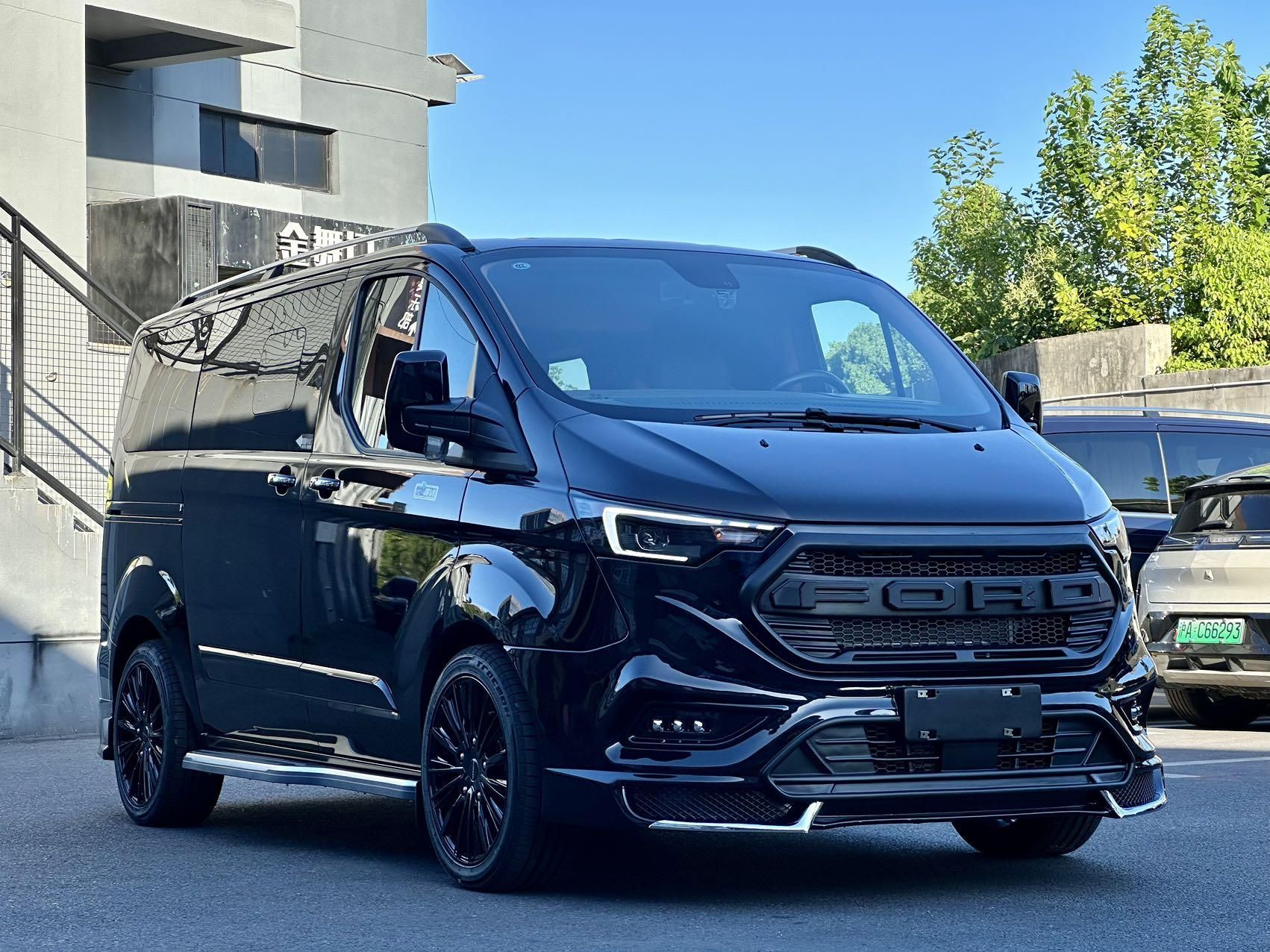 2025高性价比柴油MPV，福特黑武士