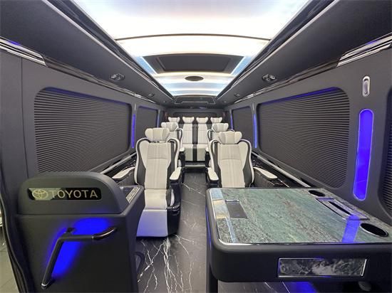 丰田考斯特定制改装 丰田考斯特12座价格图片