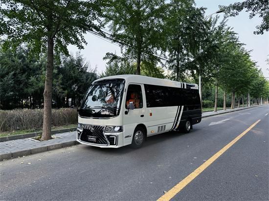 丰田考斯特25款考斯特报价_考斯特12座价格图片