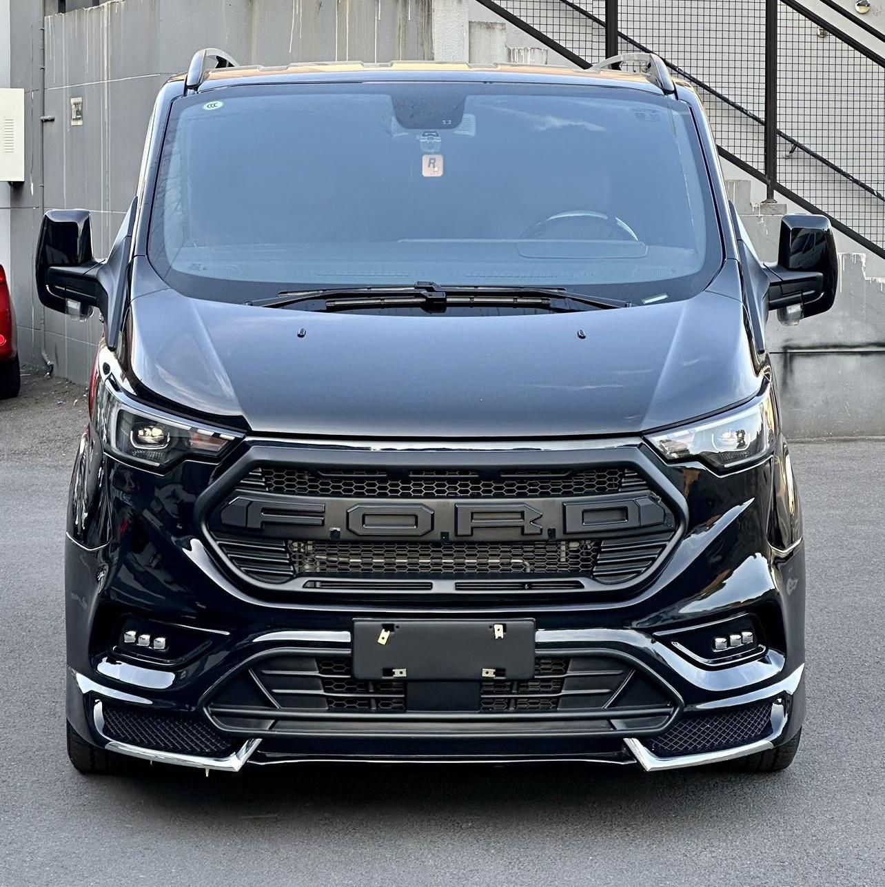 福特黑武士商务车:高端商务出行新标杆