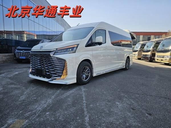 丰田海狮7座商务车参数配置表‌45 2025款丰田海狮7座油耗实测‌