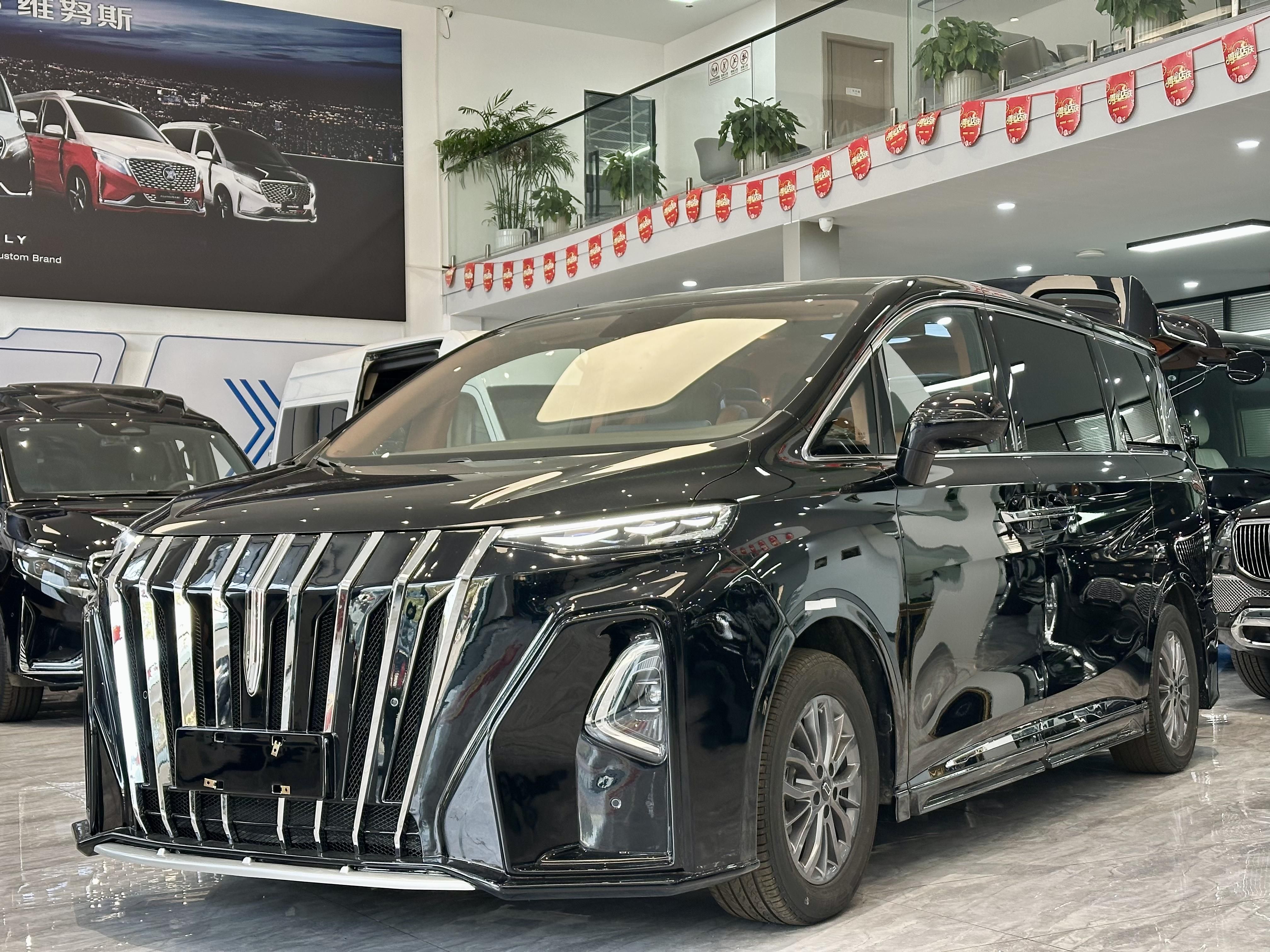 一汽纵横家:红旗HQ9的“亲民孪生兄弟”