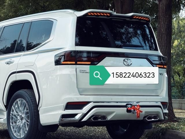 全新丰田酷路泽LC300 4.0L深度评测：硬核越野的传承与革新