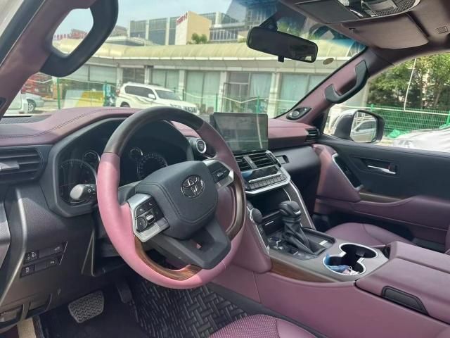 全新丰田酷路泽LC300 4.0L深度评测：硬核越野的传承与革新