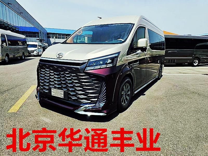 亿德体育app2025款丰田海狮9座高配价格及图片9座车(图1)