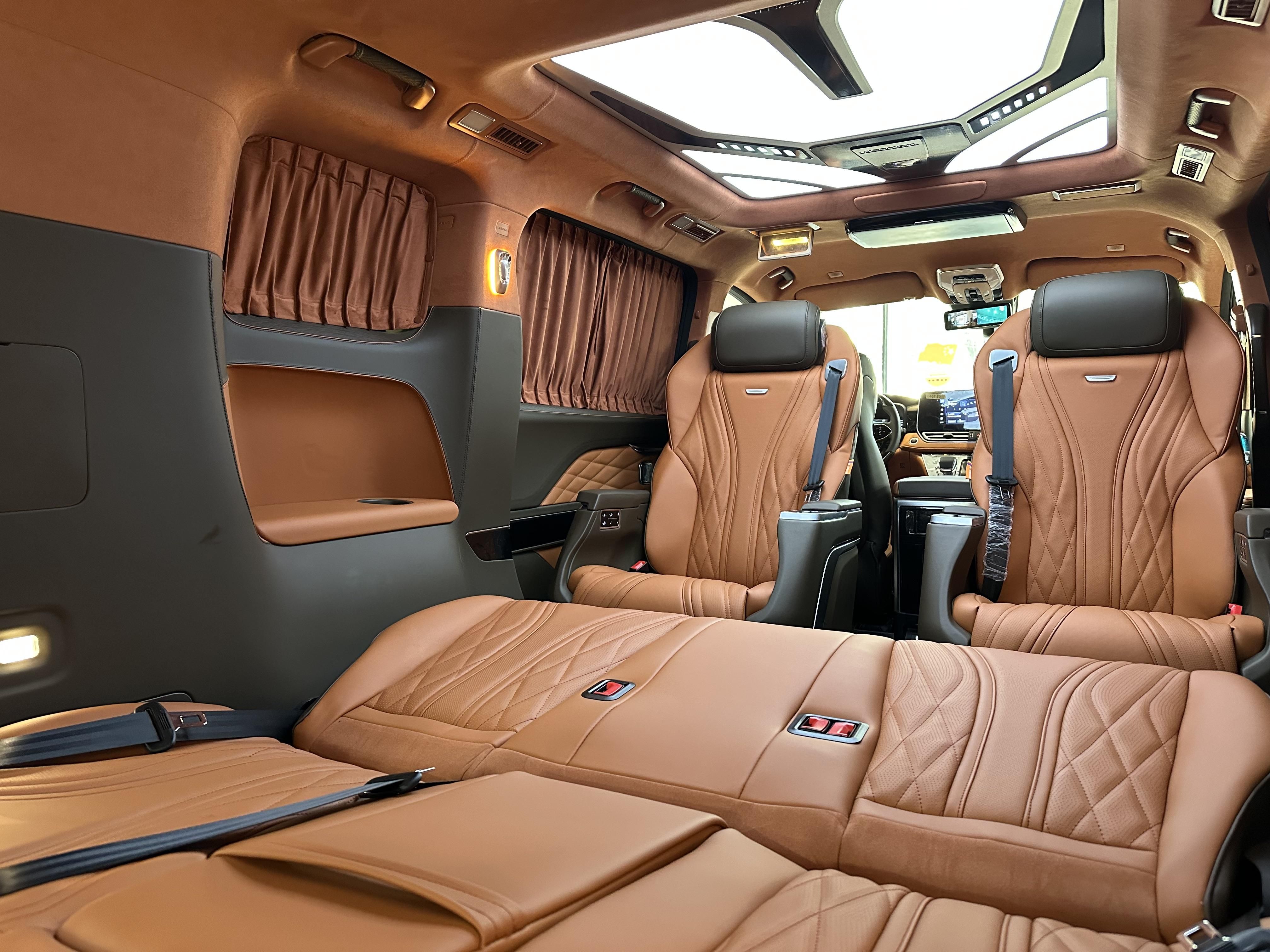 只需20个出头的大空间豪华商务:一汽纵横家