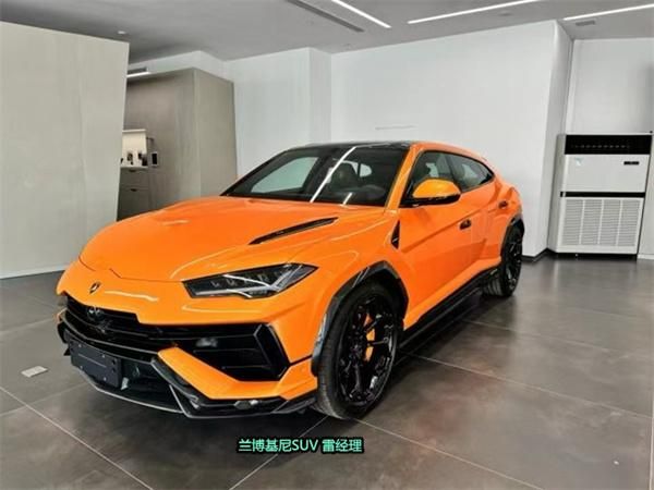2025款兰博基尼Urus SUV北京车展上市亮相 预售价格297万