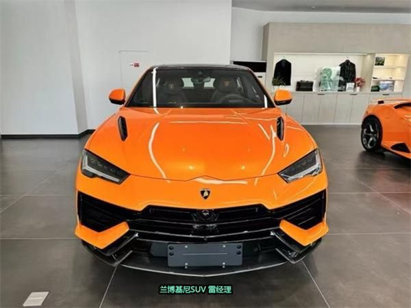2025款兰博基尼Urus SUV北京车展上市亮相 预售价格297万