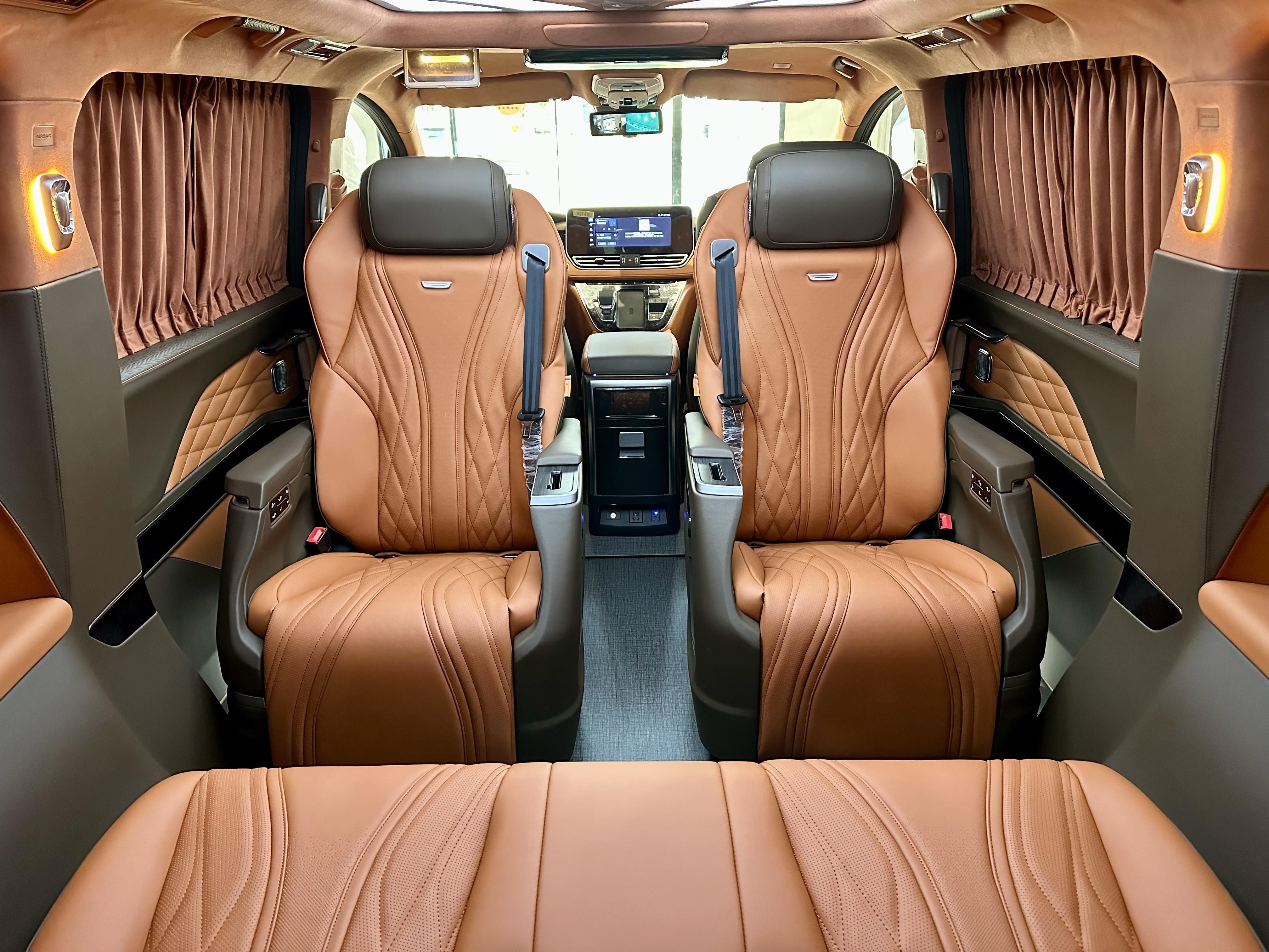 一汽纵横家：全能家庭旗舰，定义幸福出行新范式  