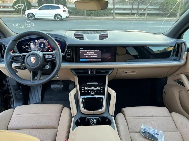 2024款保时捷卡宴 3.0T 豪华增强包天津现车报价94万