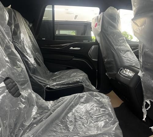 2024款凯迪拉克 凯雷德 6.2L 标轴 运动铂金最新报价 配置