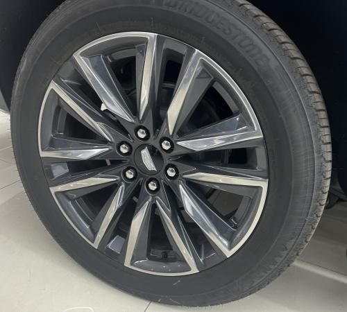 2024款凯迪拉克 凯雷德 6.2L 标轴 运动铂金最新报价 配置