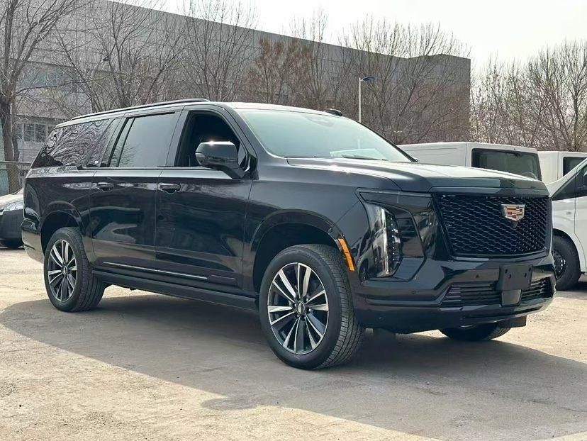 2025款凯迪拉克 凯雷德 6.2L 加长 运动天津现车最新报价及图片