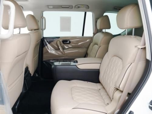 跌破70万 天津港日产阿曼达5.6L现车行情分期价格多少钱