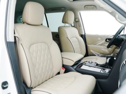 跌破70万 天津港日产阿曼达5.6L现车行情分期价格多少钱