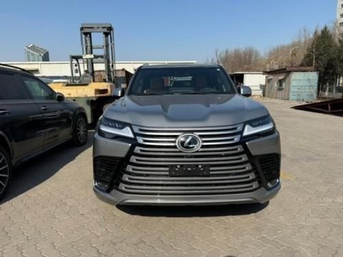 415马力3.5T V6双涡轮+10AT 2025新款雷克萨斯LX600豪华版价格