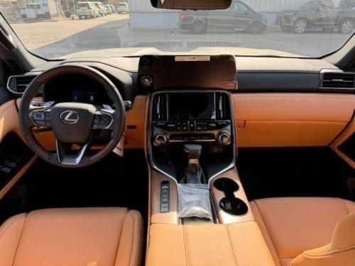 415马力3.5T V6双涡轮+10AT 2025新款雷克萨斯LX600豪华版价格